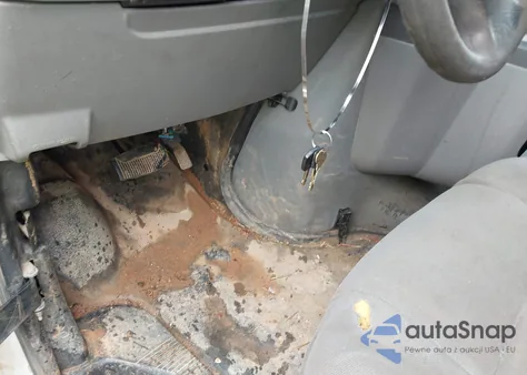 2011 Ford E-150 Commercial from USA, damaged, VIN 1FTNE1EW6BDA82354